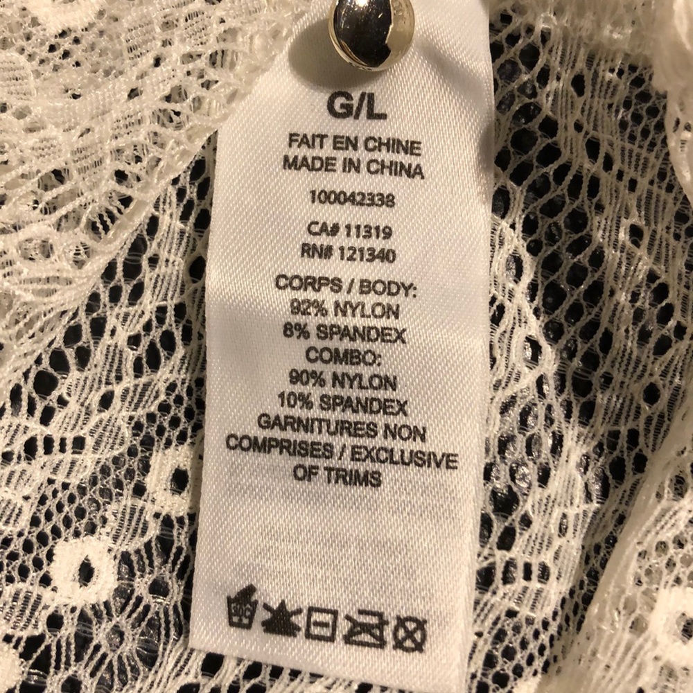 Dynamite Lace tshirt - Picture 4 of 4
